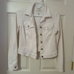 Jessica Simpson, white jean jacket